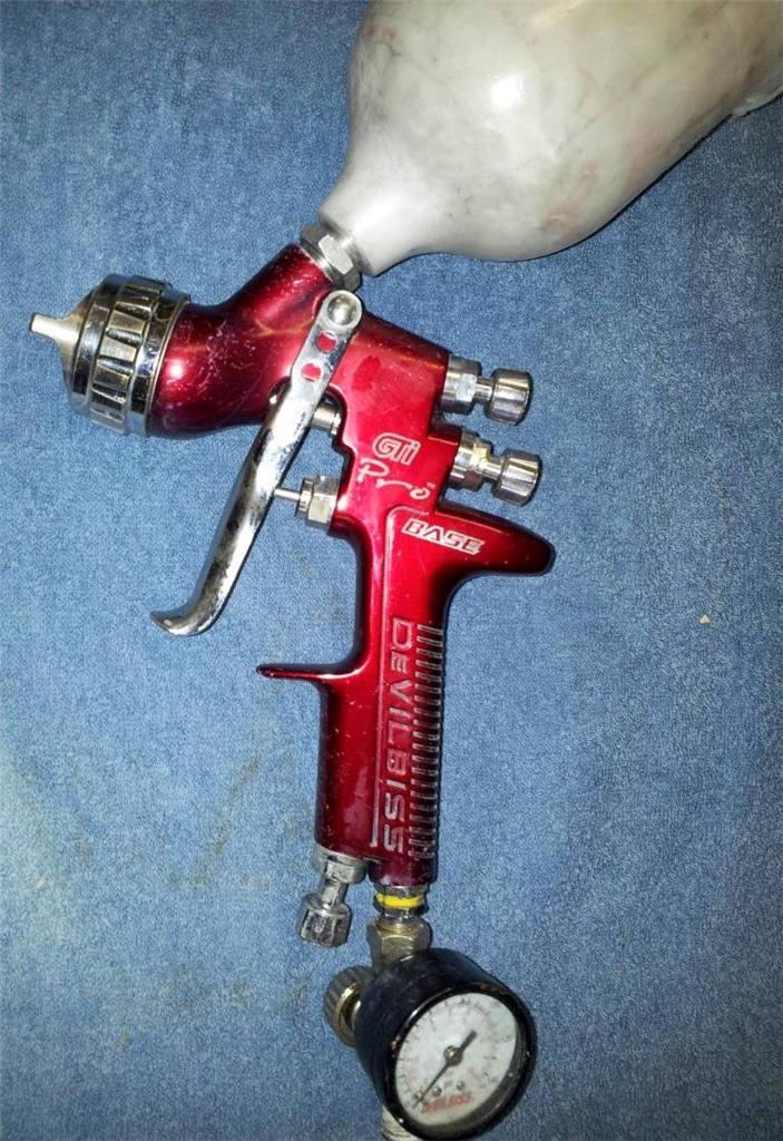 DEVILBISS BH11 9LH Spray gun with Cup & Needle plus SUNDSTROM Mask