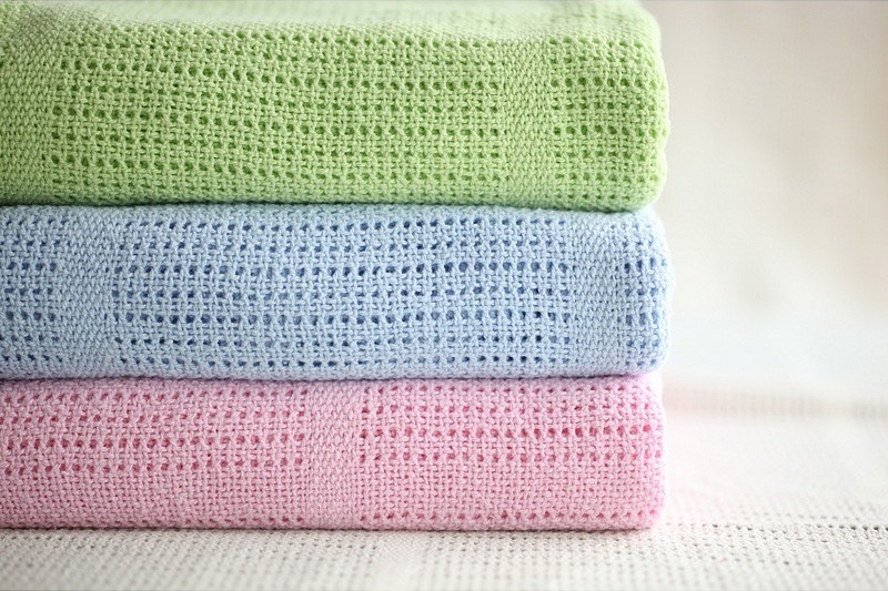 Cotton Thermal Receiving Baby Toddler Throw Nursery Blanket Knit Hole