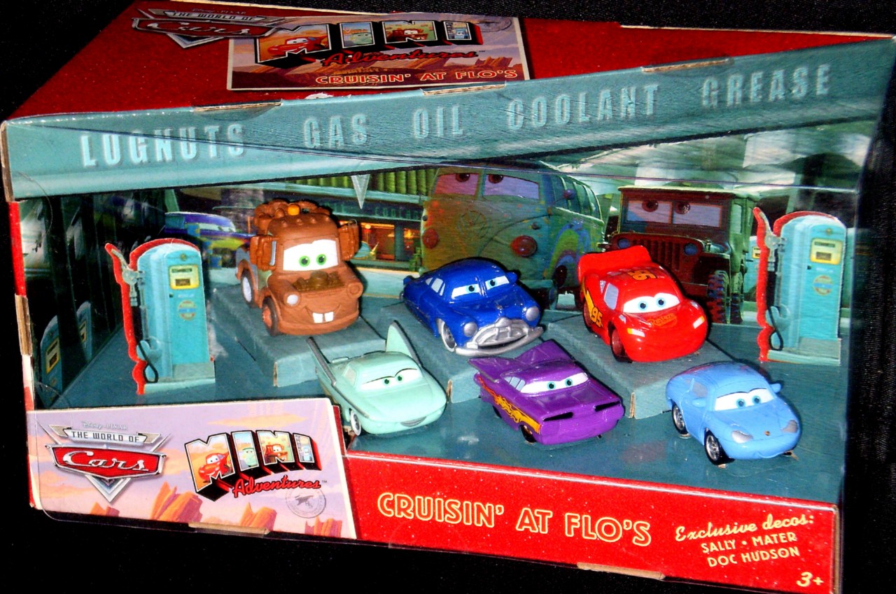cars mini adventures playset