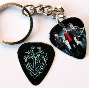 Jonas Brothers Keyring +  Free Matching Guitar Pick #1
