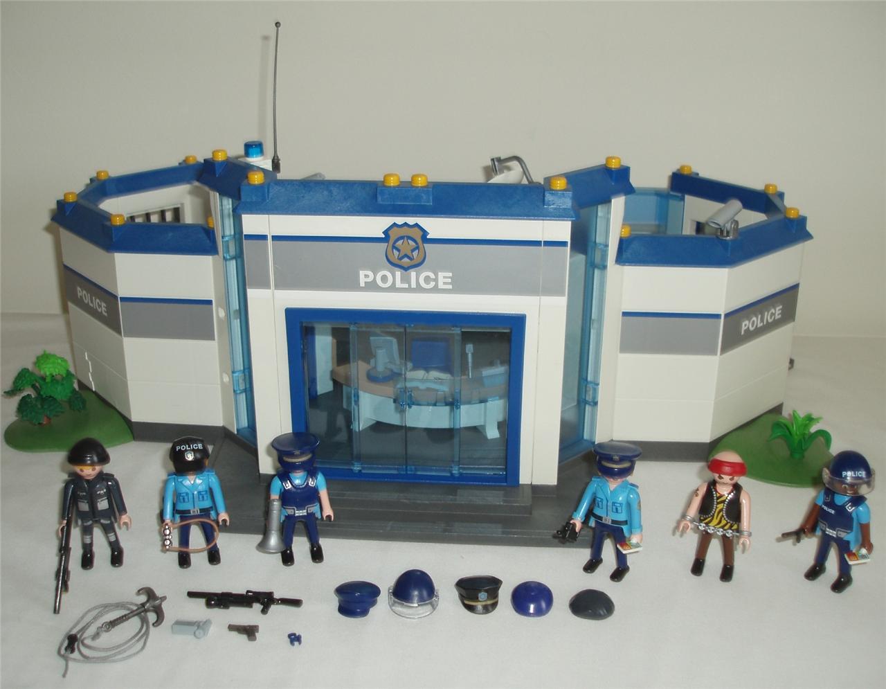 playmobil city police headquarters