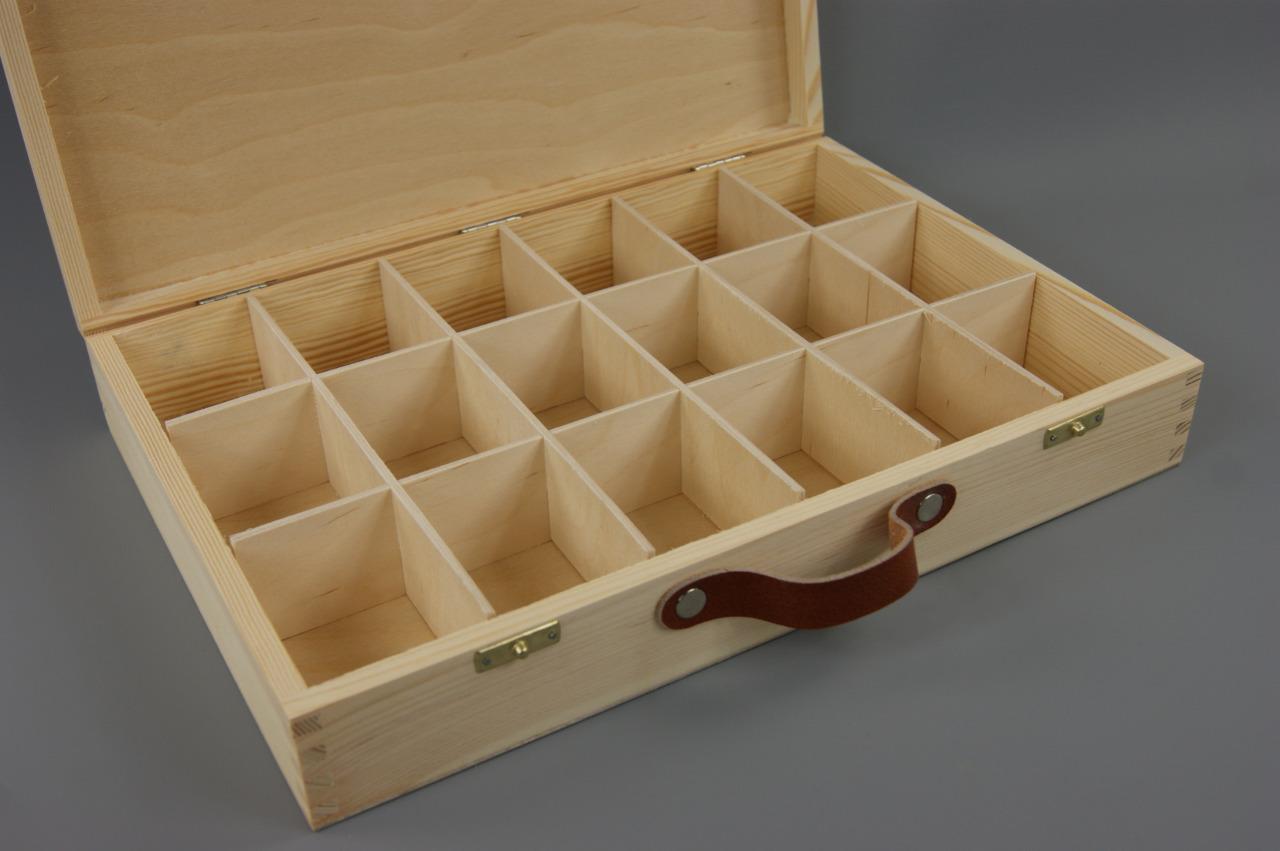 (WA2) Large Wooden SUIT CASE plain wood wooden suitcase with dividers