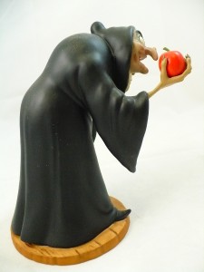 WDCC Snow White and The 7 Dwarfs Old Hag