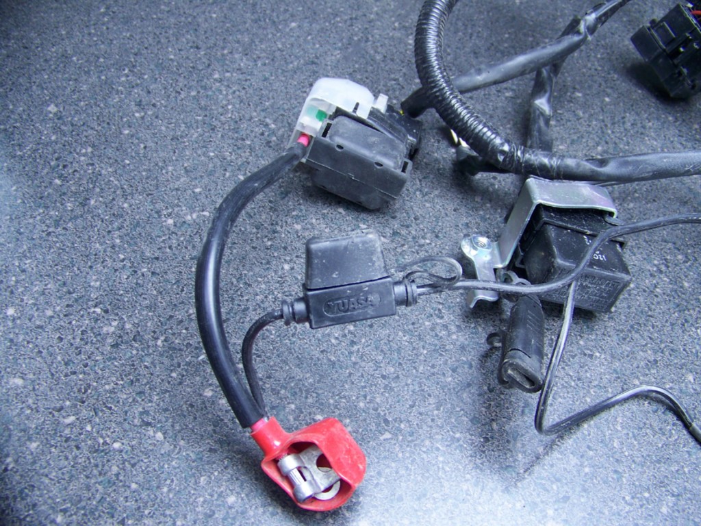 06 GSXR600 GSXR GSXR 600 Wiring Wire Harness 28F eBay