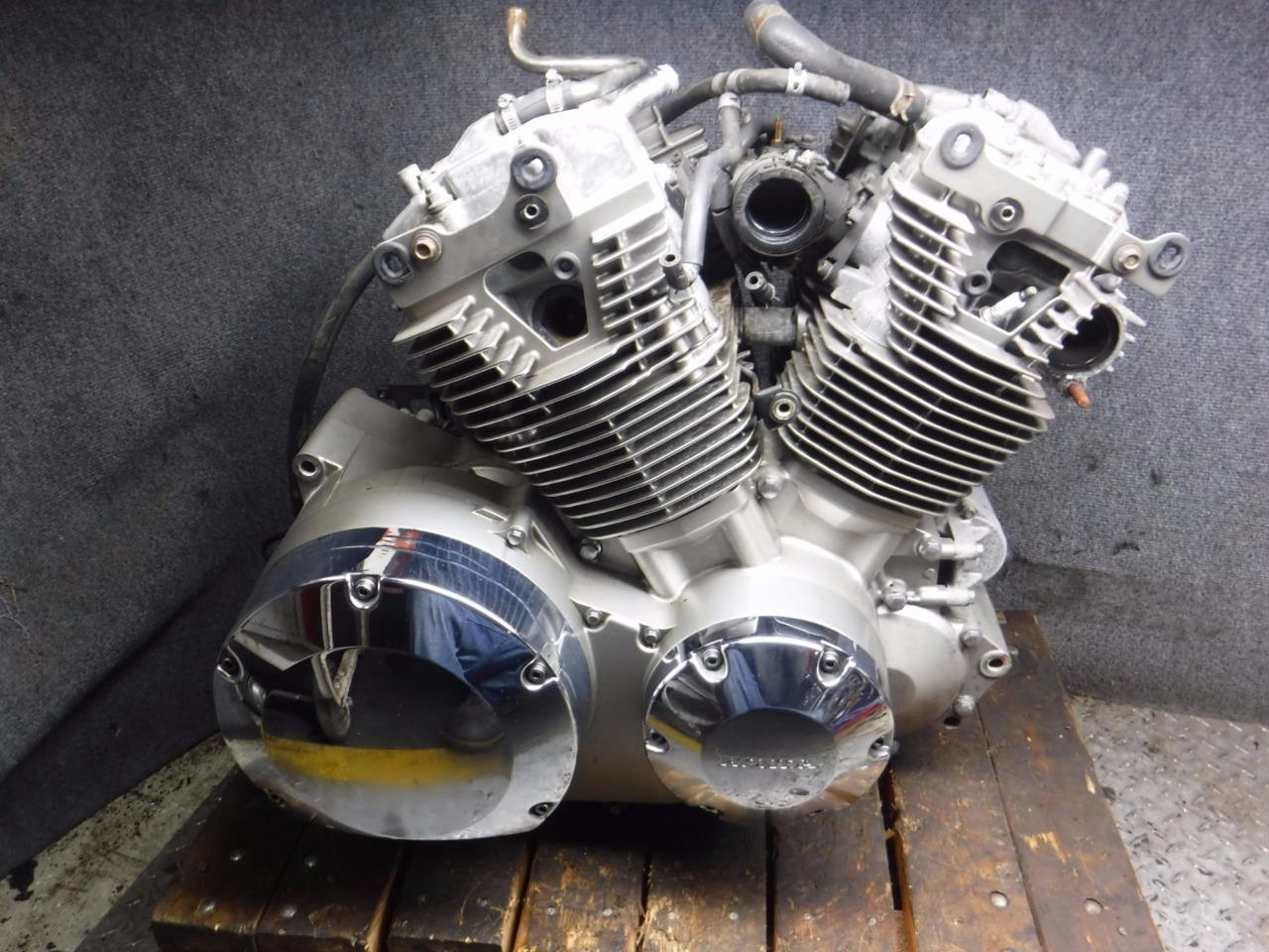 vtx 1300 engine