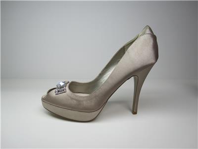 Glamour puss shoes online ARWIN LEO:: SHOES:: CHIE MIHARA SHOP ONLINE. Ruthcelia Luna-Fabian. Shoooes!!! Altuzarra Spring Ready-to-Wear Fashion Show. Zapatos Shoes Shoes Sandals Shoe Boots Shoe Bag Spring Summer Fall Spring Shoes Shoes Altuzarra Spring Ready-to-Wear Fashion Show Details.