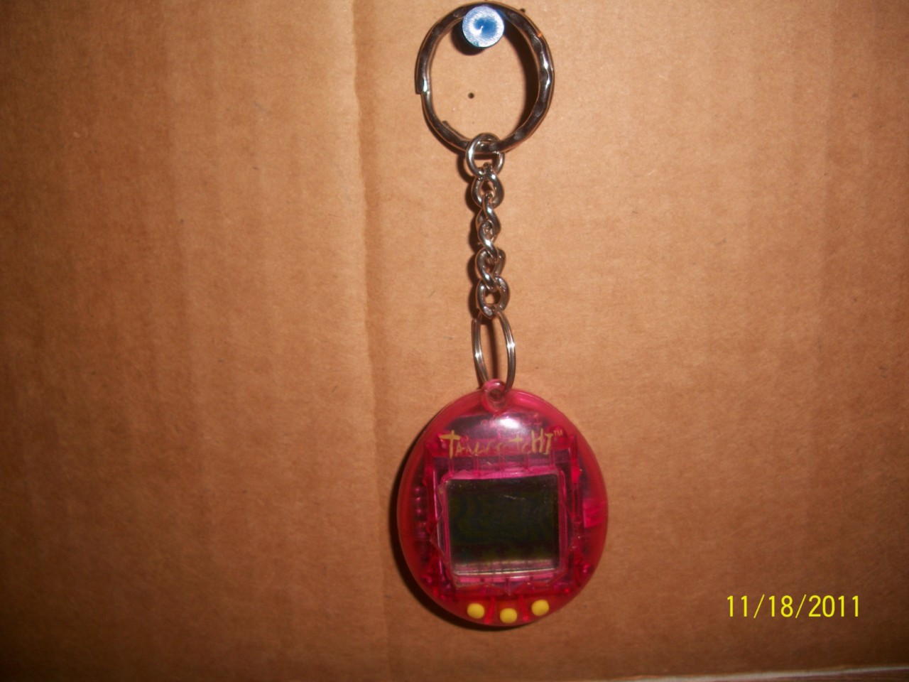 TAMAGOTCHI CONNECTION VIRTUAL PET KEYCHAIN HANDHELD GAME PINK BANDAI