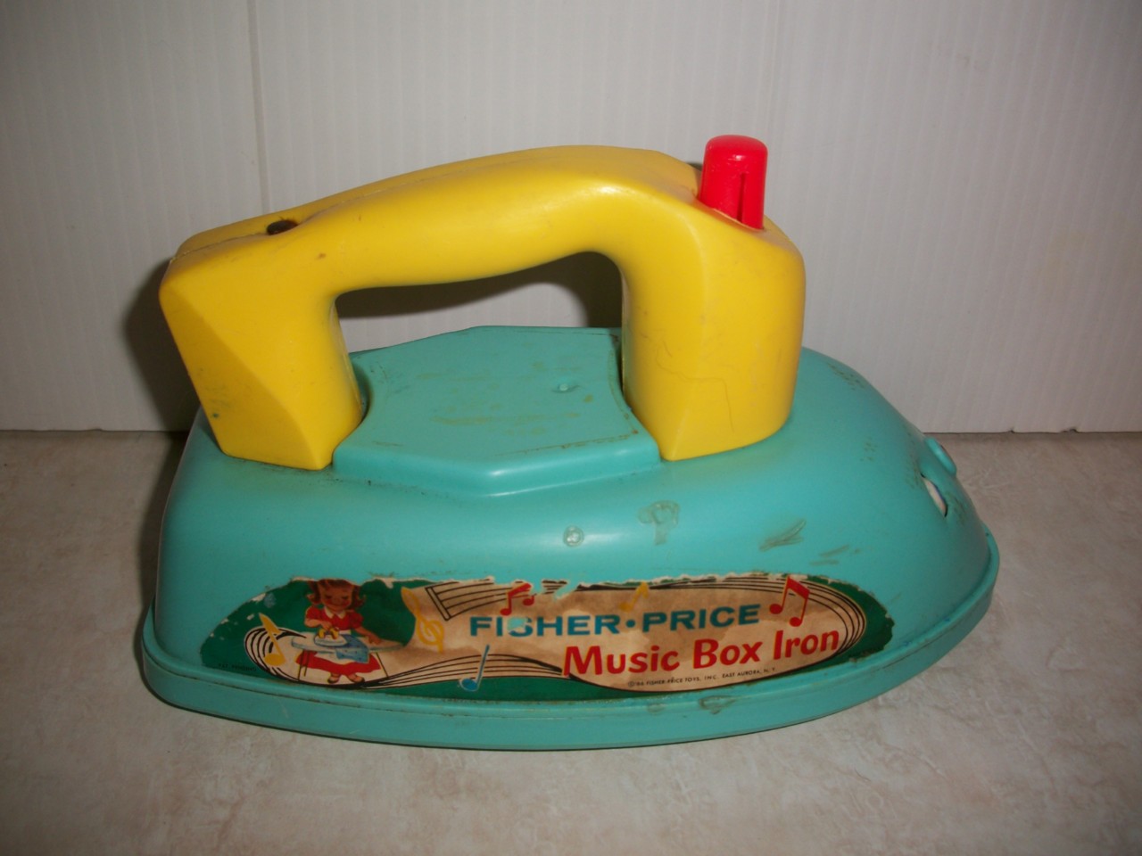 little snoopy fisher price 693