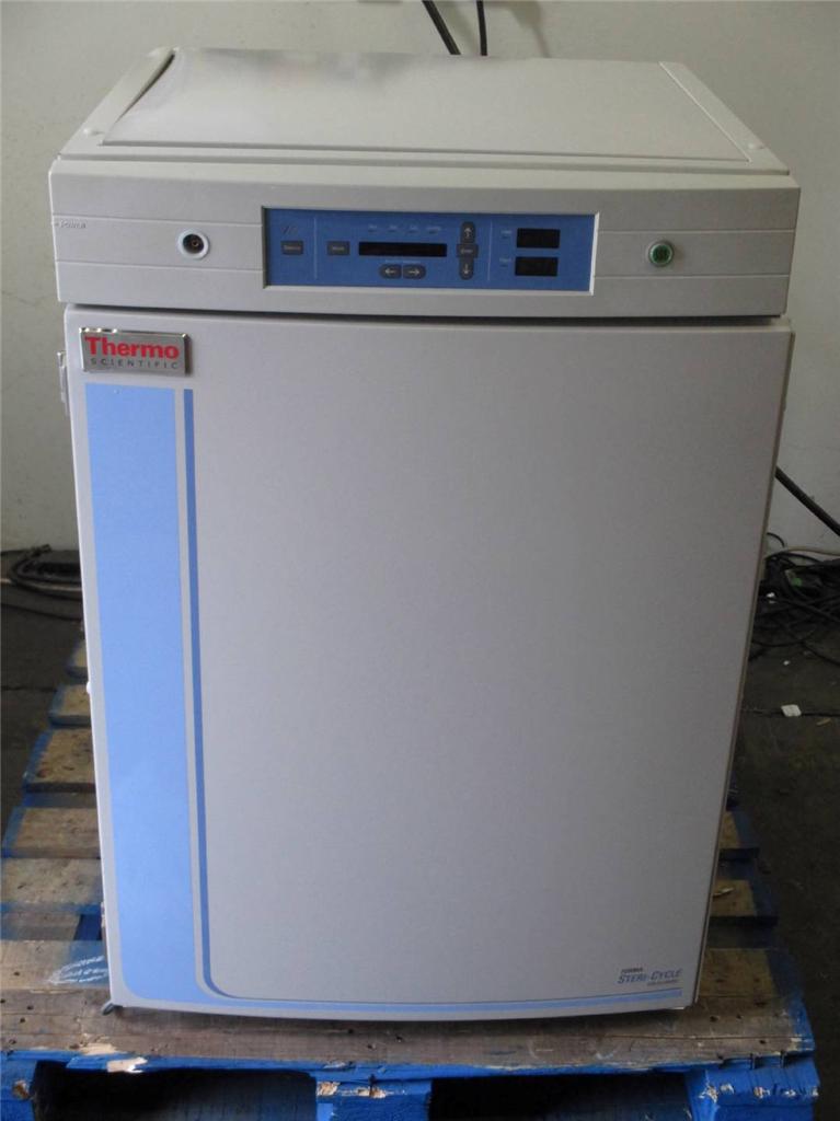 Thermo Fisher Scientific Forma SteriCycle Laboratory CO2 Incubator