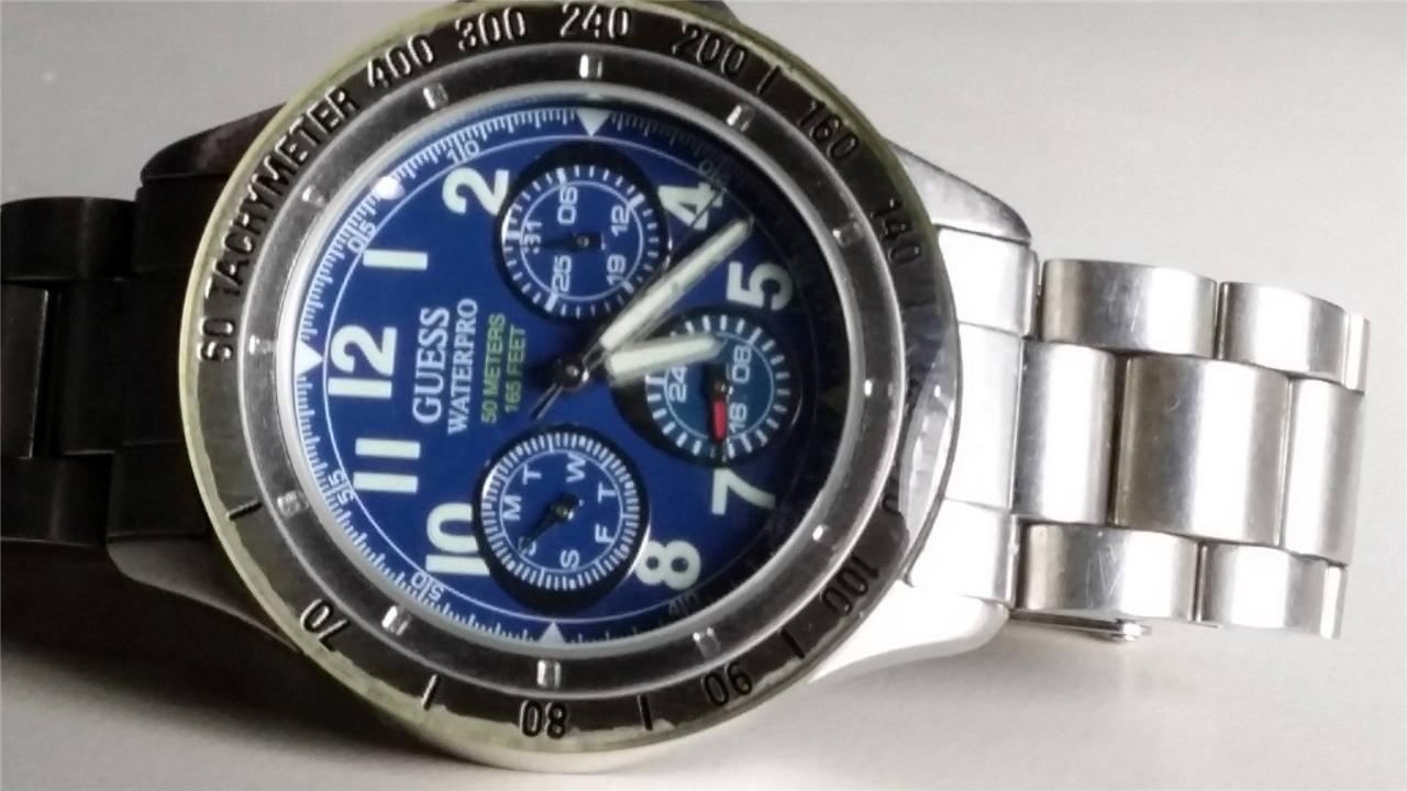 Vintage Authentic Guess Waterpro Diver Tachymeter Quartz Mens Watch eBay