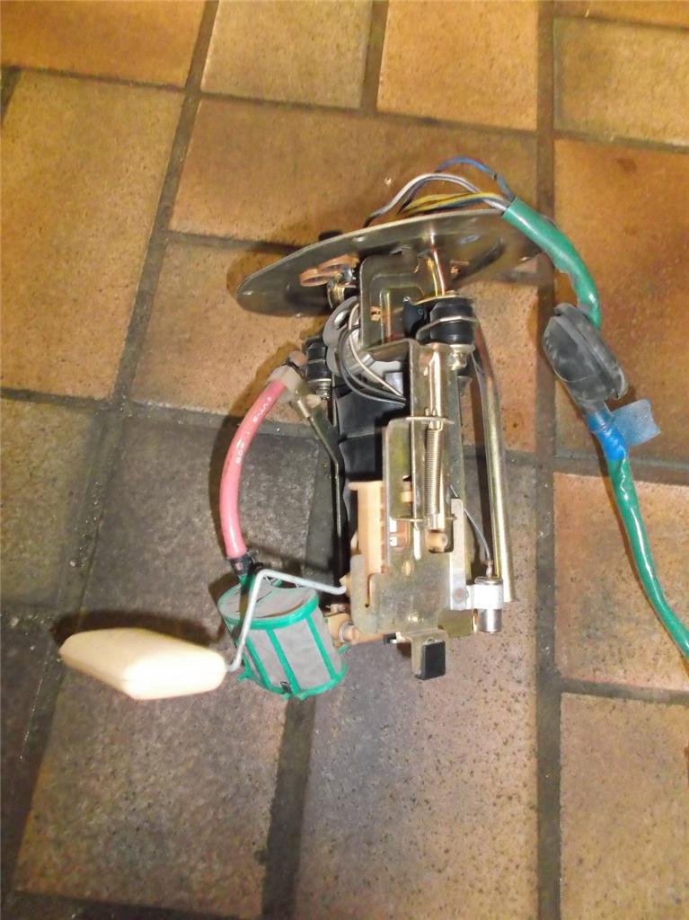 Nissan pintara fuel pump #4