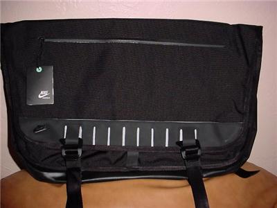 Nike Messenger on Nwt Nike Nsw Pinnacle Laptop Messenger Computer Bag Black 175 Ebay
