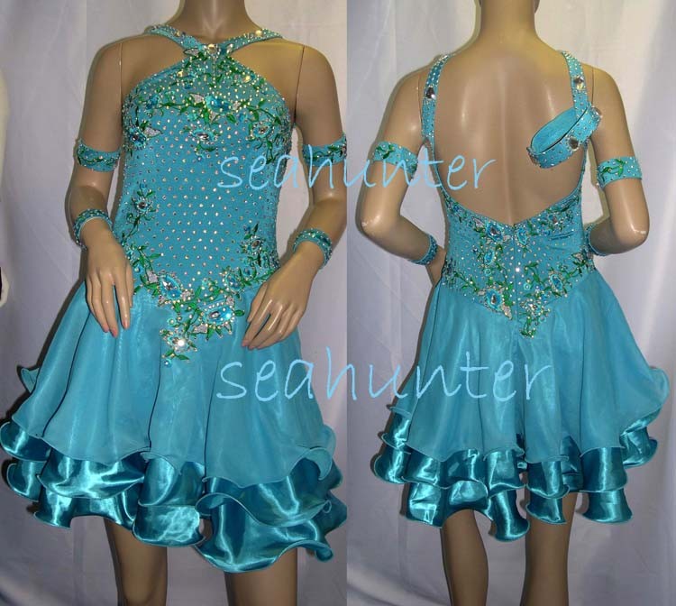 eBay Image Hosting at www.auctiva.com