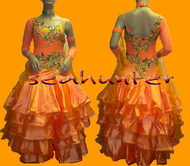 eBay Image Hosting at www.auctiva.com