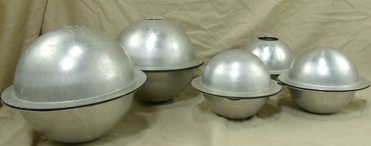 Lot of 5 BALL/SPHERE Metal Candle Molds 4 & 6" Tall w/Rubber Seals 12