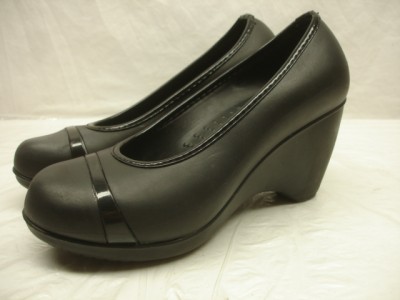black dressy crocs