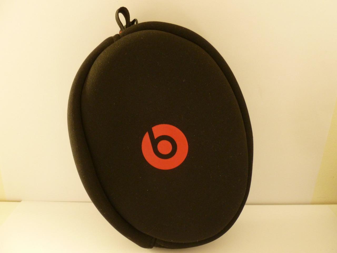 BEATS SOLO Carrying Case Genuine Zipped Soft Oval for headset by Dre