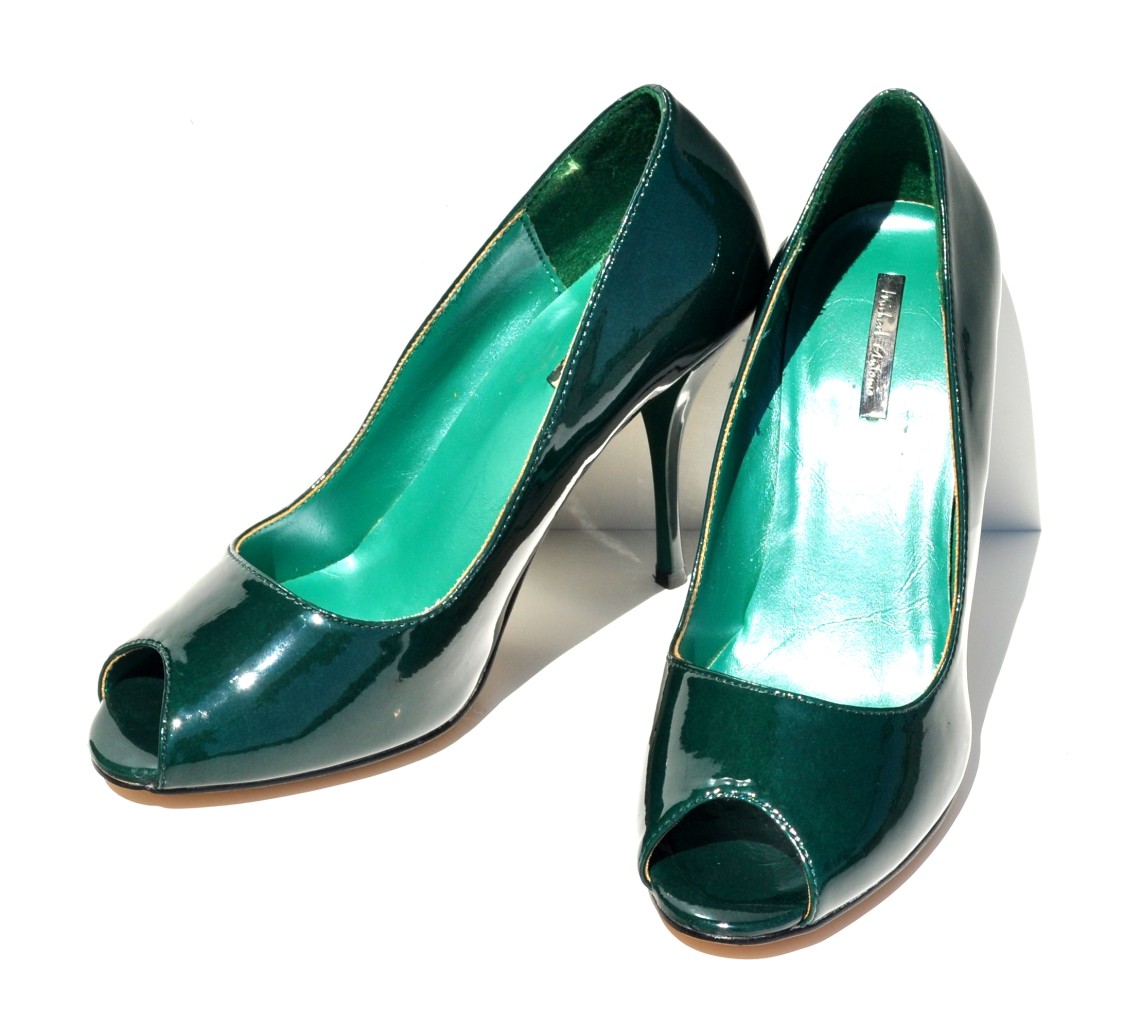 hunter green platform heels