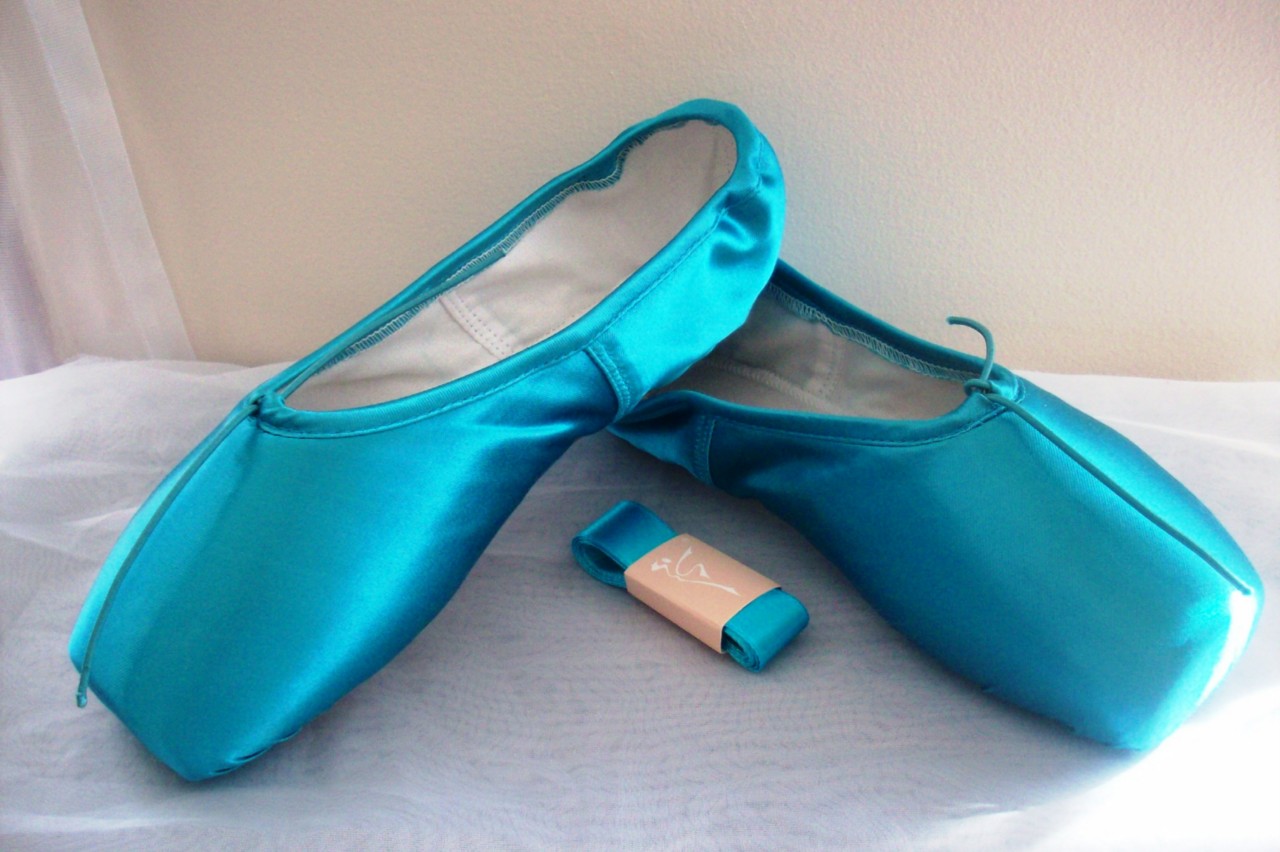 blue ballet pointe shoes