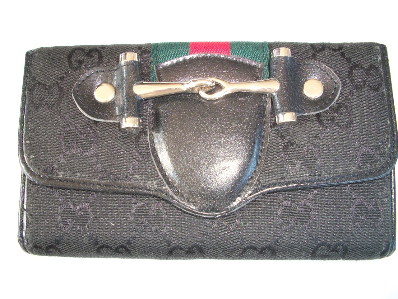 gucci wallet