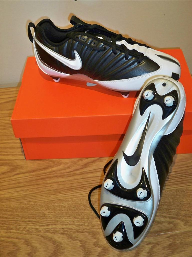 nike v strike cleats