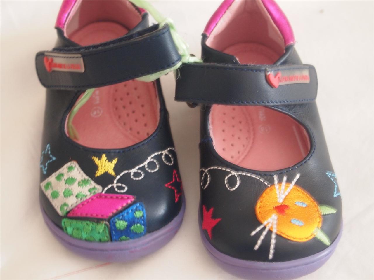 Agatha Ruiz de La Prada Girls EUR 18 Pussy Cat Pre Walker Shoes ...  