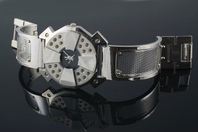 [http://img.auctiva.com/imgdata/1/2/9/5/4/9/6/webimg/591429129_tp.jpg]
