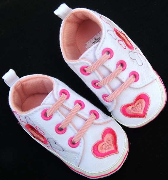 Size 2 infant girl shoes Shop baby girl shoes at atrociouslf.gq Find fashionable & affordable baby booties, flats, slippers & more. Easy to put on and take off. Hard to find size 2 infant shoes, they seem to run a little bit compared to other brands of size 2. So glad I ordered them! Read more about this product; Aborboa 2 weeks ago. Unicorn slippers This reviewer.