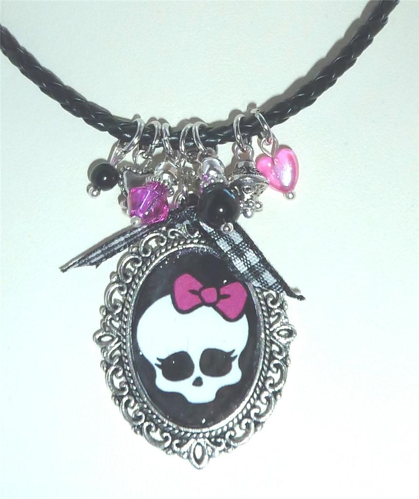Monster High Doll Skull Girls Jewellery charm necklace bracelet or