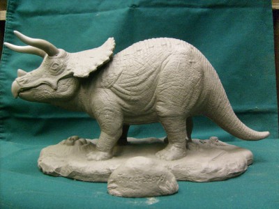 locate ceramic molds available