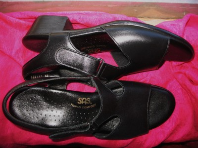 sas blue sandals