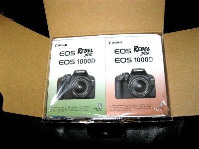 Canon Rebel 1000d on New Canon Eos Digital Rebel Xs Eos 1000d Camera W Lens Kit Nib