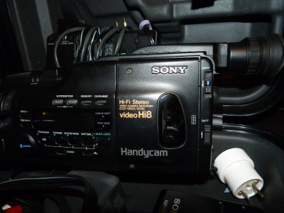 Camera Parts Store on Ccd V600 Video Camera Recorder Hi8 Handycam Parts Or Repair   Ebay