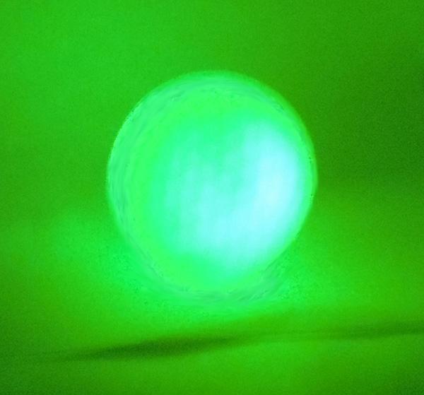 LIGHT UP STROBE LED Electronic Golf Balls Choose Red Blue Green