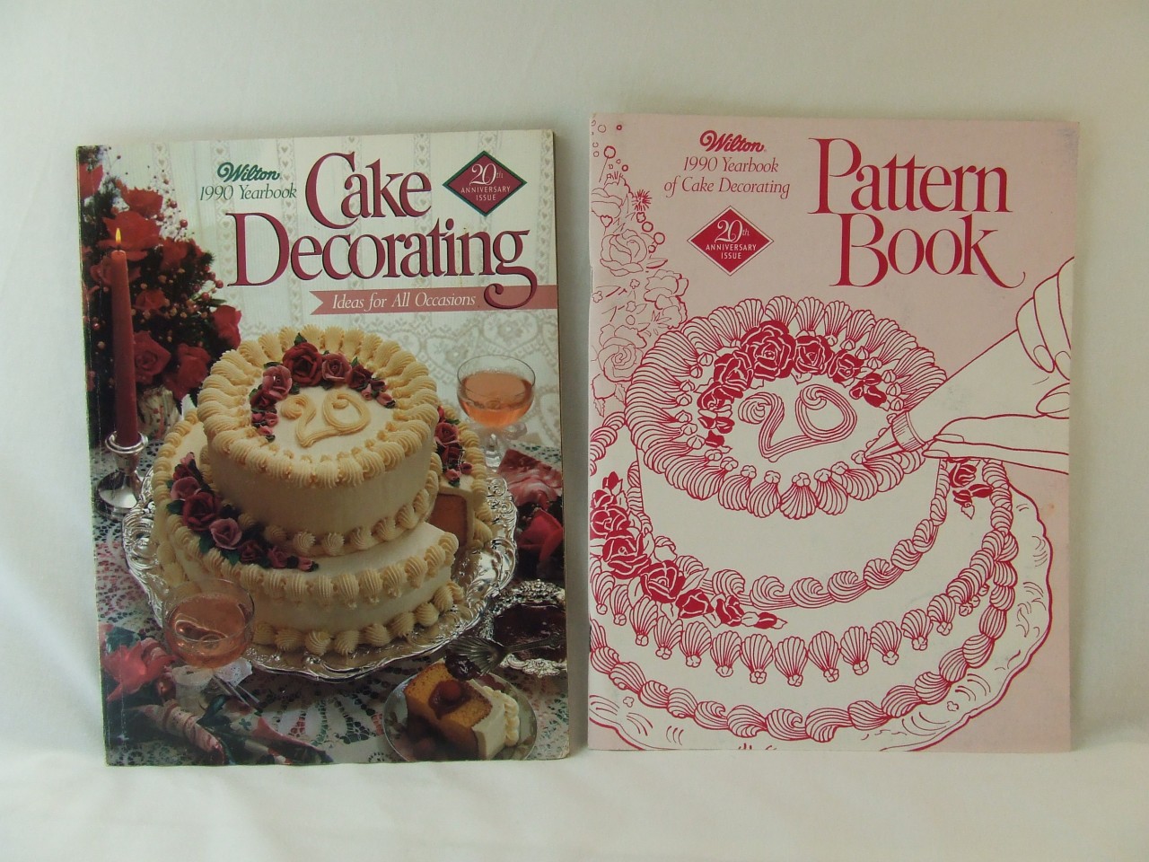 Wilton Cake Decorating & Pattern Book 1990 Pan Mold