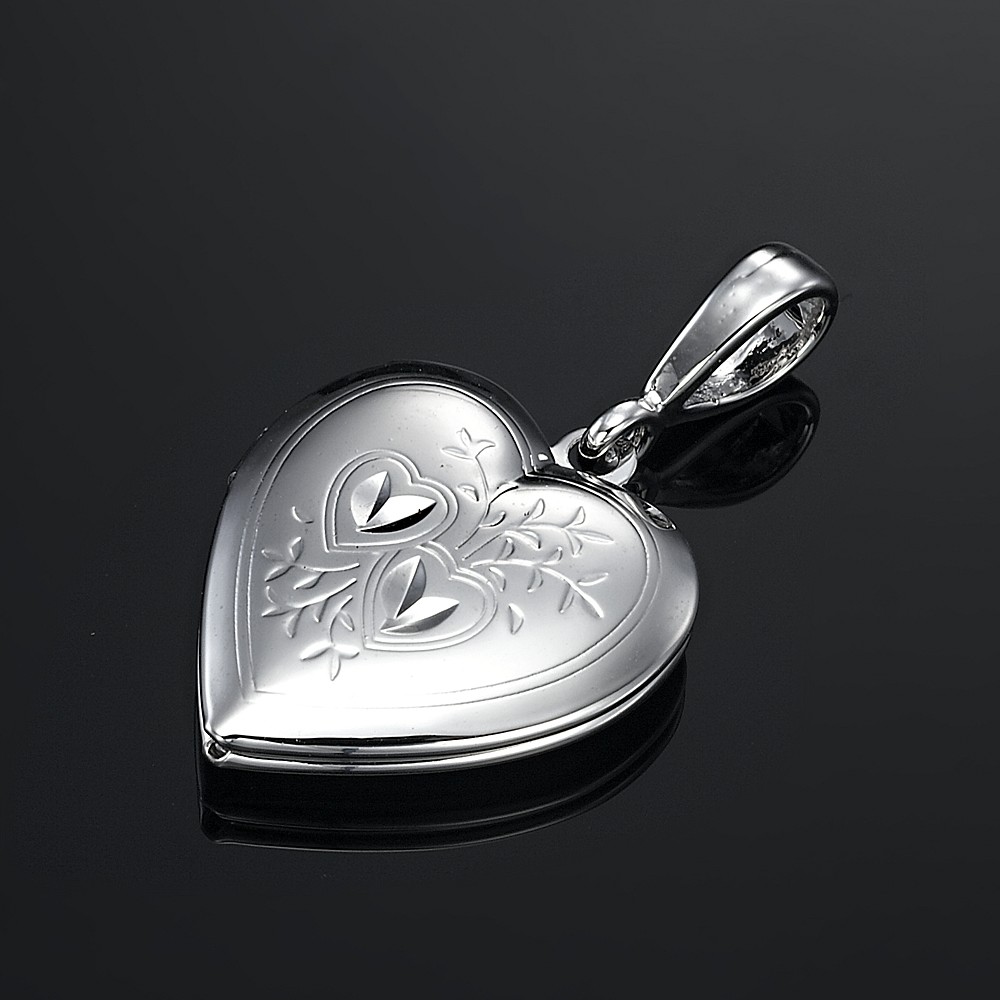 Details about Beautiful 18ct White Gold Heart Locket Pendant 18K ... Details about Beautiful 18ct White Gold Heart Locket Pendant 18K ...