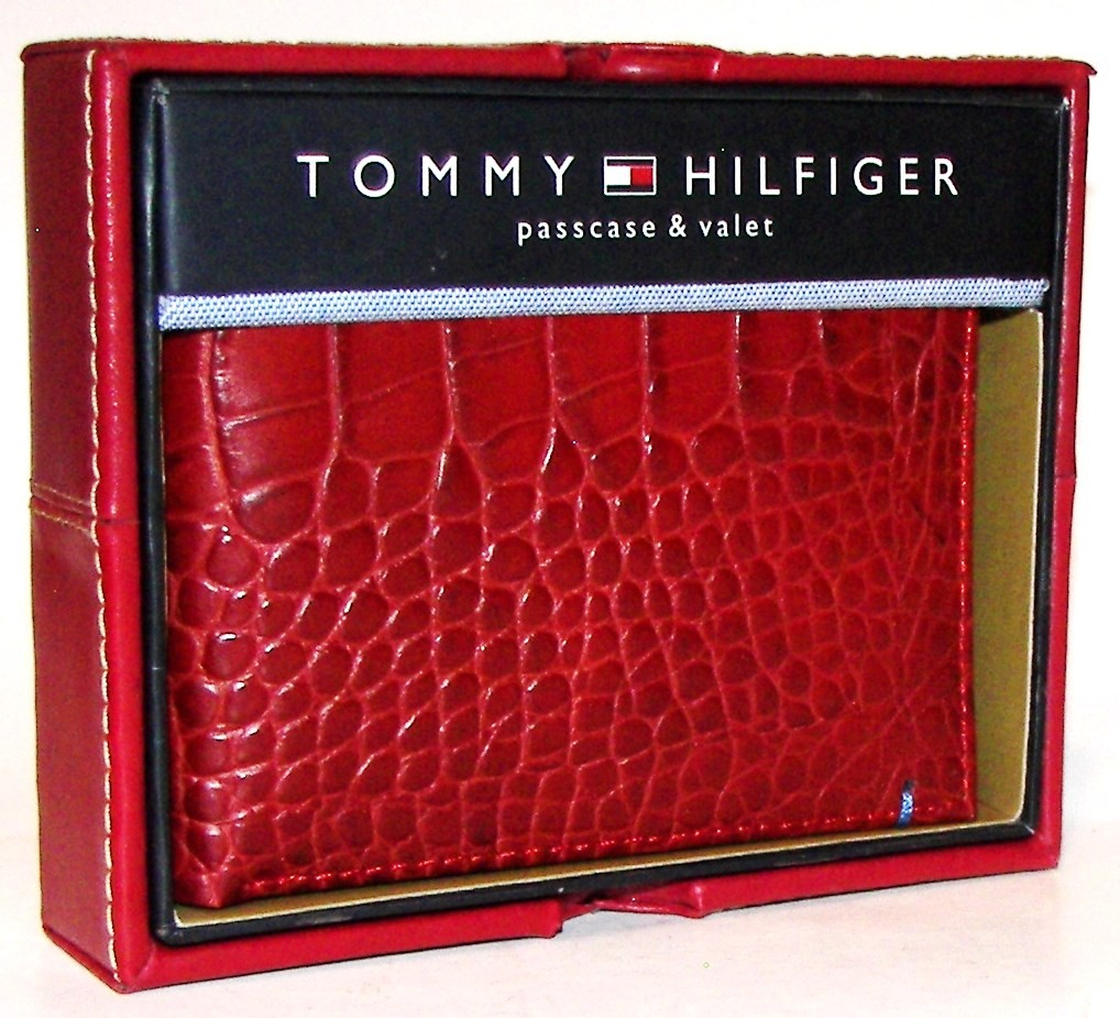 NEW TOMMY HILFIGER MENS LEATHER PASSCASE BIFOLD WALLET RED eBay