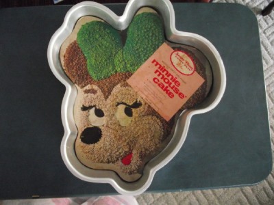 Minnie Mouse Cake Pan