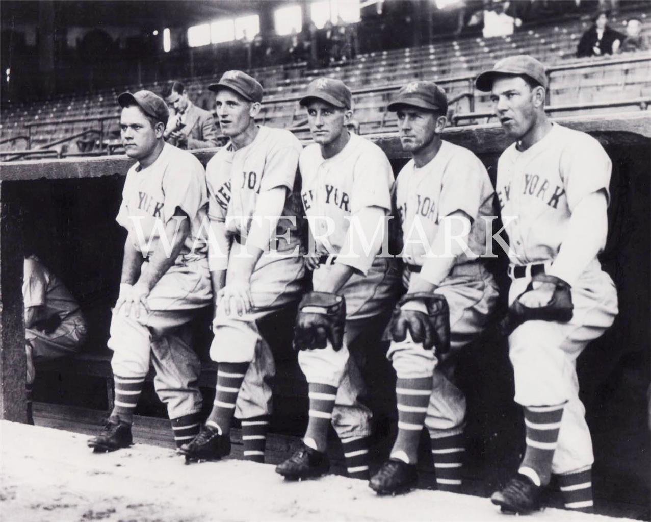 Mel Ott 1930's New York Giants Team on Rail 8x10 11x14 12x18 Photo