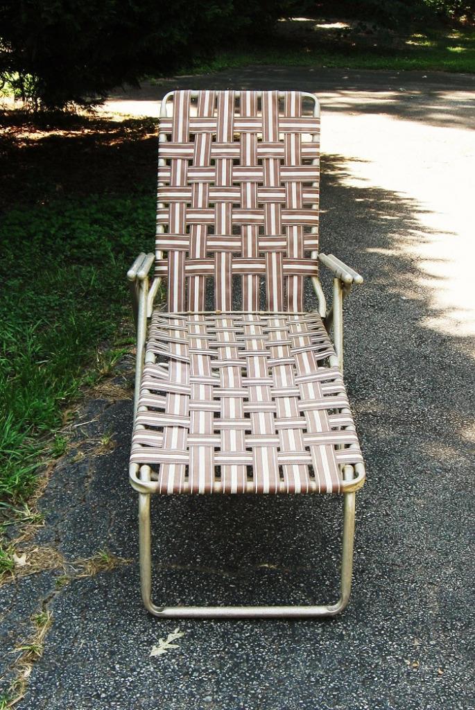 Vintage Aluminum Folding Webbed Chaise Lounge Lawn Chair