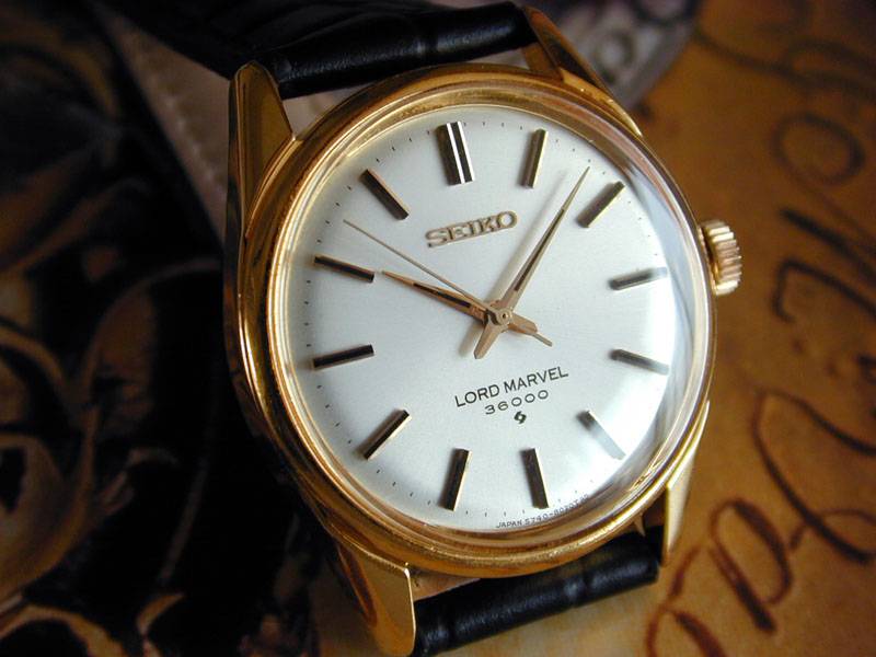 Smoothest second hand under 400. WatchUSeek Watch Forums