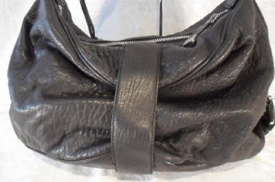 MICHAEL KORS BLACK LEATHER RILE...