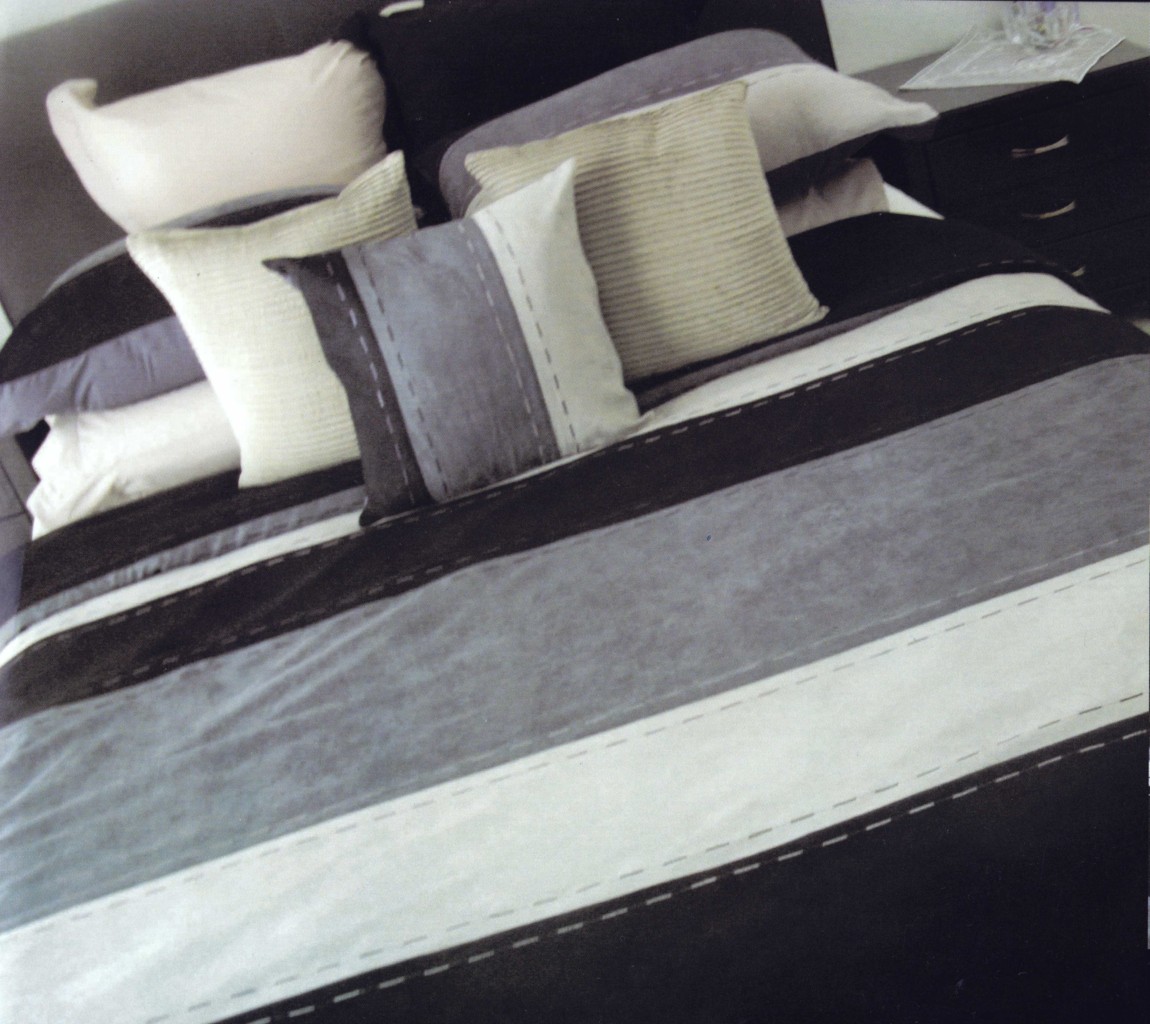 SAWYER FauxSuede Black Grey Quilt Doona Duvet Cover Set SINGLE/QUEEN