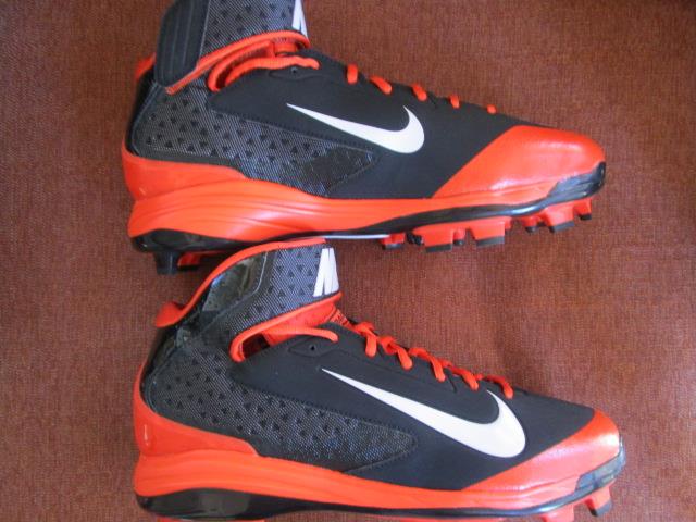best plastic baseball cleats