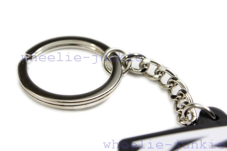 Bmw s1000rr alien keychain #4