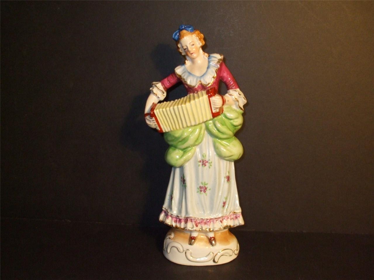 VINTAGE OCCUPIED JAPAN PORCELAIN COLONIAL FEMALE FIGURINE HOLDING ACCORDIAN