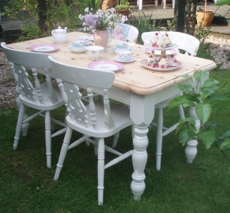 Hand painted Pine Farmhouse Kitchen Table & 4 Chairs ...