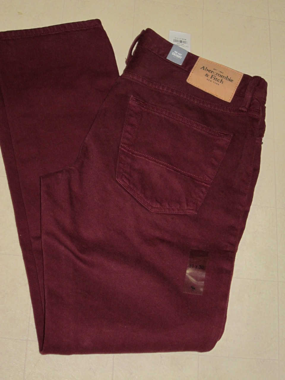 Abercrombie & Fitch Burgundy Skinny Jeans for Men Assorted Sizes NWT 78