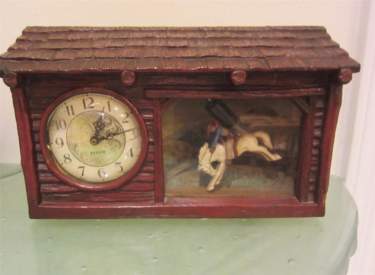 Haddon Cowboy Western Ranch O Motion Animated Lamp Clock Bucking Horse