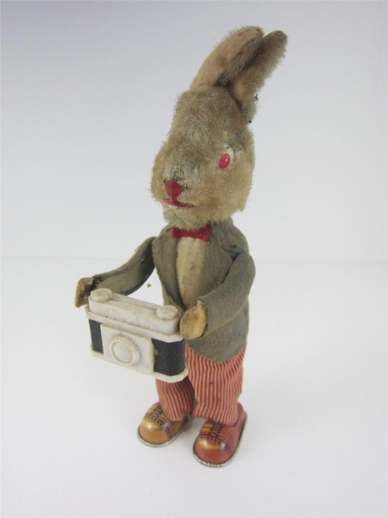 Wind up Vintage Tin Toy Rabbit Photographer with Camera Japan 1950's
